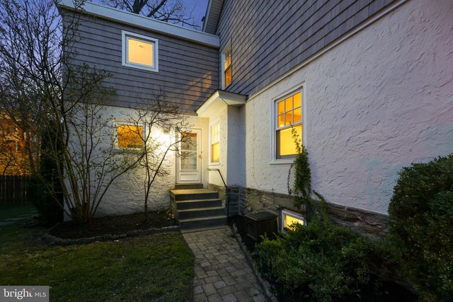 522 DUDLEY AVE, Narberth, PA 19072