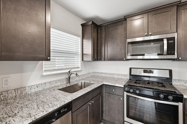 13709 Roosevelt Arch Drive, Ponder, TX 76259