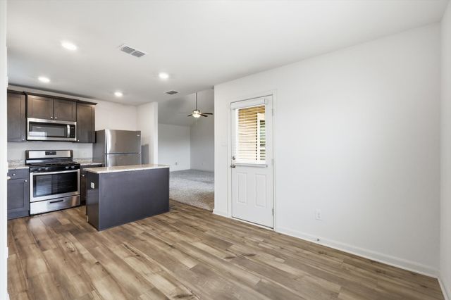 13709 Roosevelt Arch Drive, Ponder, TX 76259