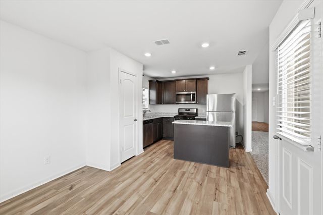 13709 Roosevelt Arch Drive, Ponder, TX 76259