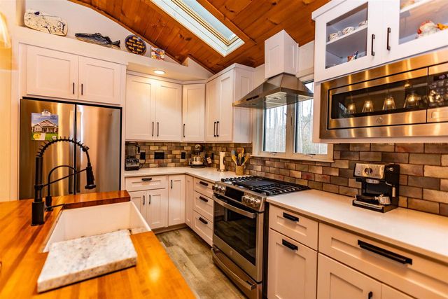 E3988 Martal Way, Spring Green, WI 53588