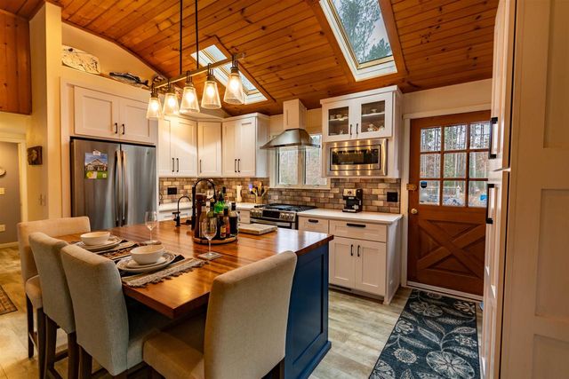 E3988 Martal Way, Spring Green, WI 53588