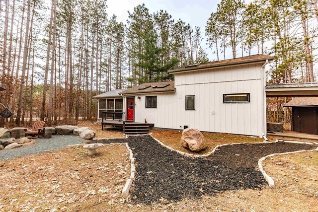 E3988 Martal Way, Spring Green, WI 53588