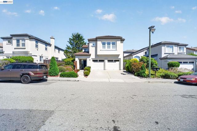 7943 Pineville Cir, Castro Valley, CA 94552