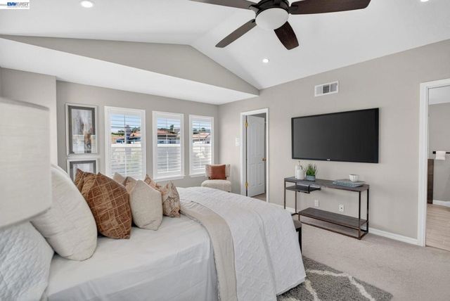 7943 Pineville Cir, Castro Valley, CA 94552