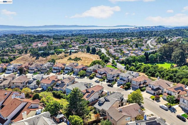 7943 Pineville Cir, Castro Valley, CA 94552