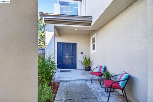 7943 Pineville Cir, Castro Valley, CA 94552