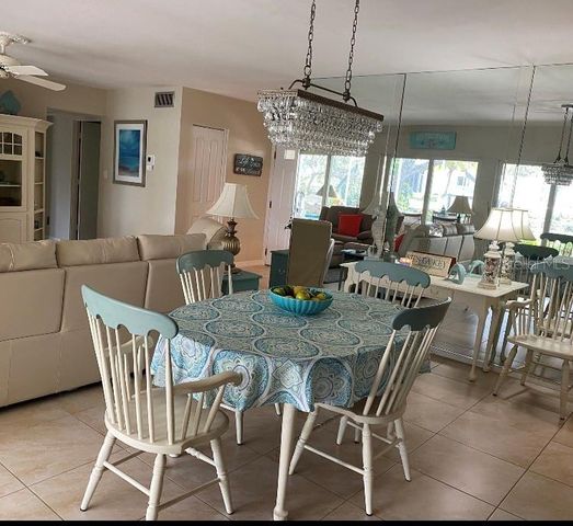 742 EDGEMERE, Siesta Key, FL 34242