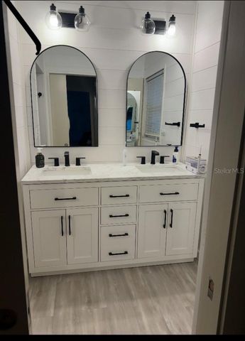 742 EDGEMERE, Siesta Key, FL 34242