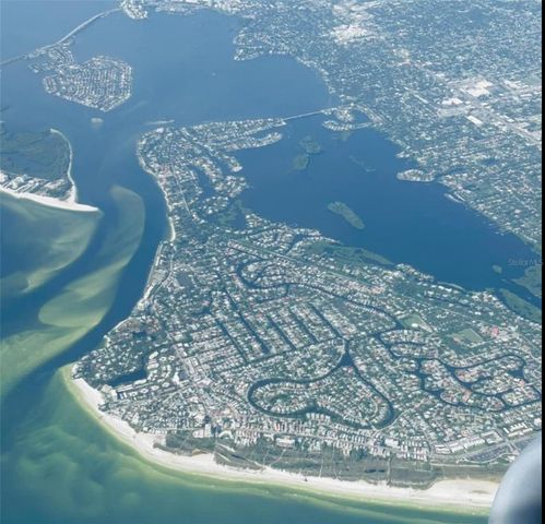 742 EDGEMERE, Siesta Key, FL 34242