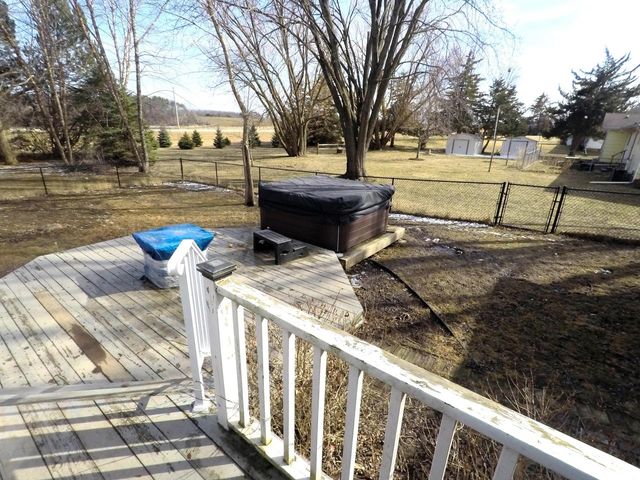 N2798 Little Green ROAD, Markesan, WI 53946