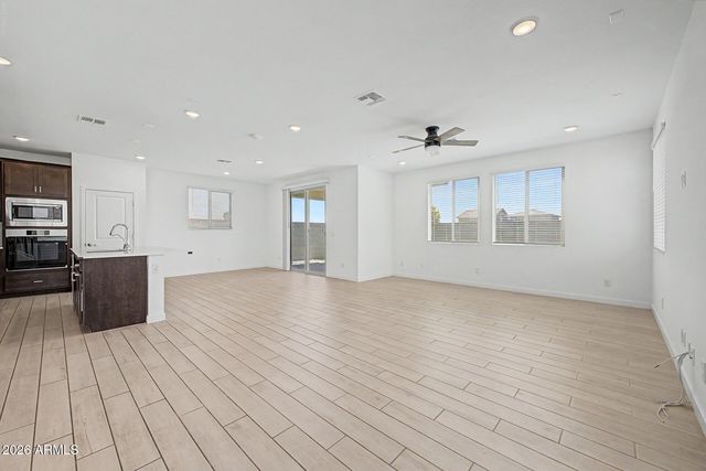3361 S 179TH Drive, Goodyear, AZ 85338
