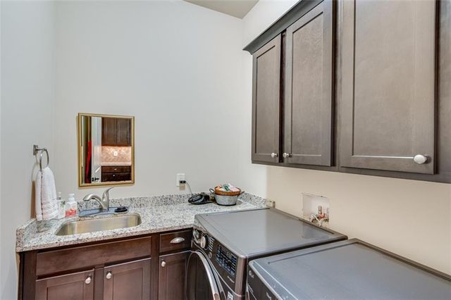 2189 Bessbrook Square, Statham, GA 30666