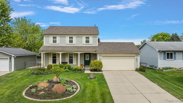2832 Warrior Drive, Wixom, MI 48393