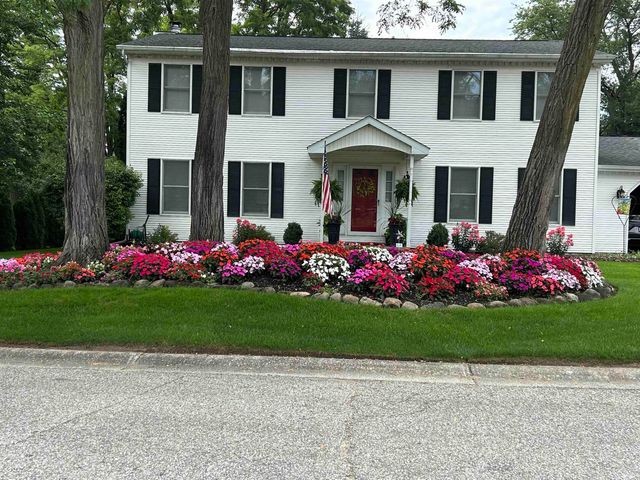 17925 Buckland Drive, Granger, IN 46530