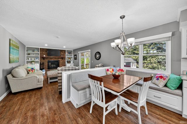 17925 Buckland Drive, Granger, IN 46530