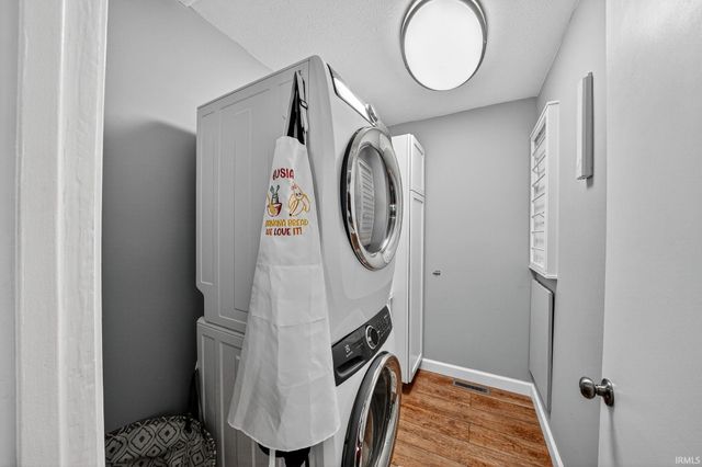 17925 Buckland Drive, Granger, IN 46530