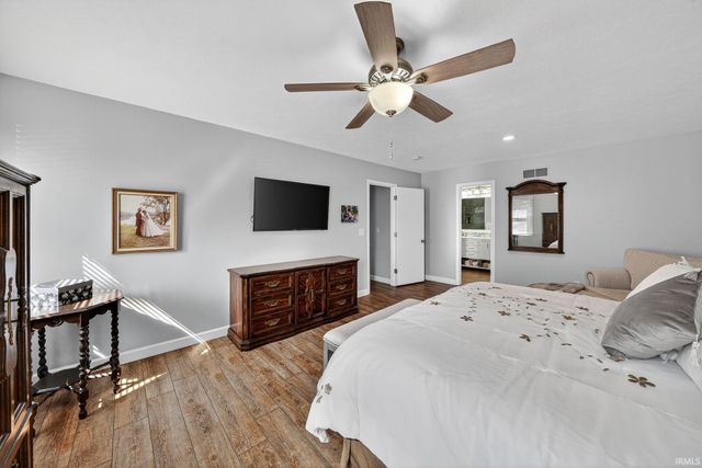 17925 Buckland Drive, Granger, IN 46530