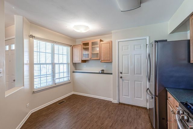 162 Fairfield Lane 162, Carol Stream, IL 60188