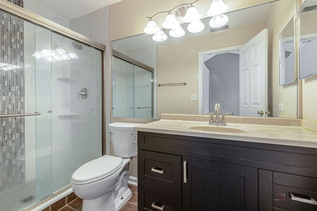 162 Fairfield Lane 162, Carol Stream, IL 60188