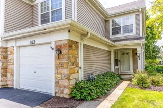 162 Fairfield Lane 162, Carol Stream, IL 60188