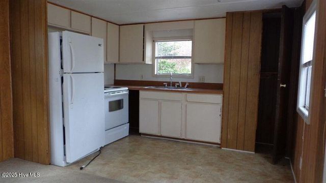 141 Denise Drive, Jacksonville, NC 28540