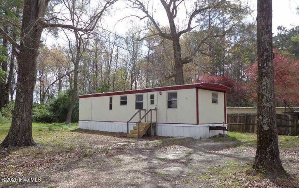 141 Denise Drive, Jacksonville, NC 28540