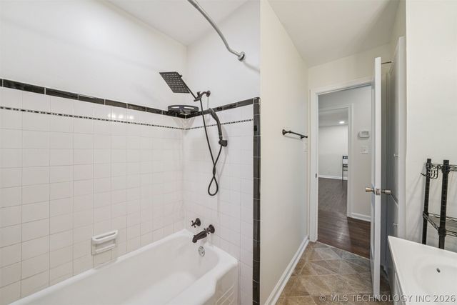 5143 S Detroit Avenue, Tulsa, OK 74105