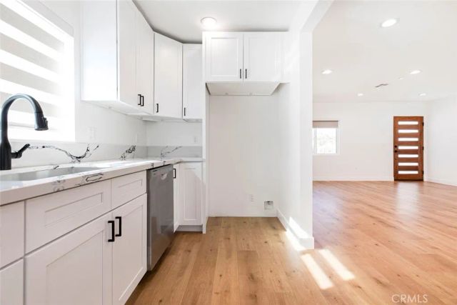 12340 Lull Street, North Hollywood, CA 91605