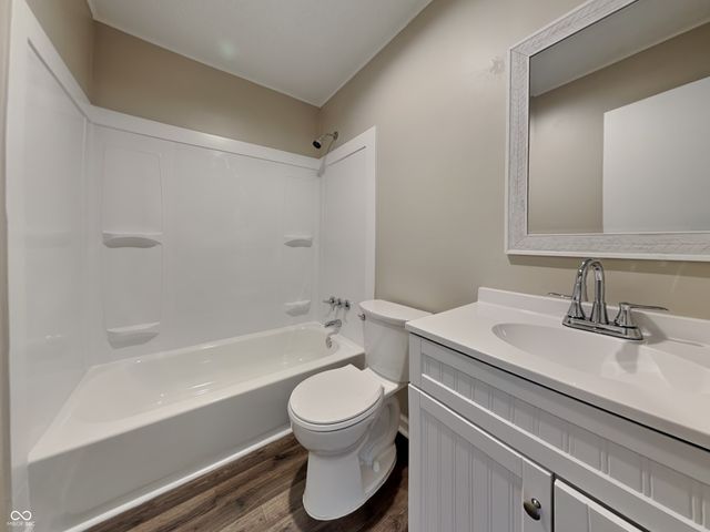 5614 Regency Drive, Indianapolis, IN 46224