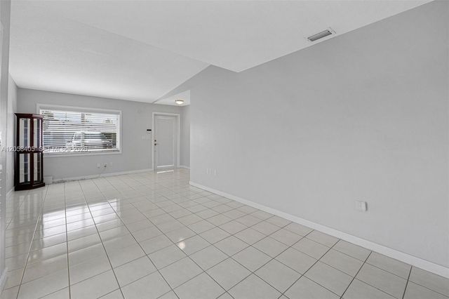 1616 SW 137th Place, Miami, FL 33175