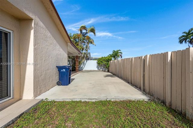 1616 SW 137th Place, Miami, FL 33175