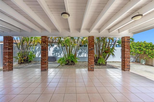1616 SW 137th Place, Miami, FL 33175