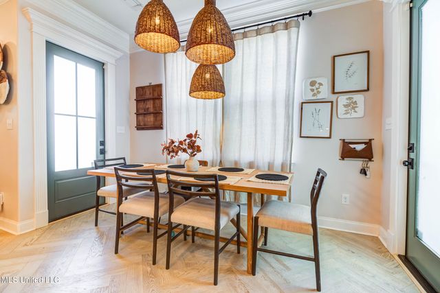 10510 E Landon Green Circle, Gulfport, MS 39503