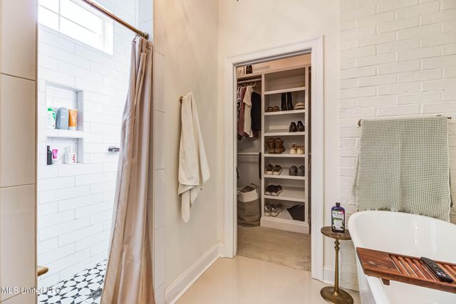 10510 E Landon Green Circle, Gulfport, MS 39503