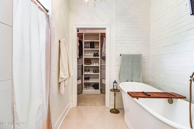 10510 E Landon Green Circle, Gulfport, MS 39503