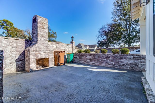 10510 E Landon Green Circle, Gulfport, MS 39503