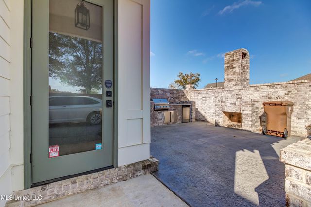 10510 E Landon Green Circle, Gulfport, MS 39503