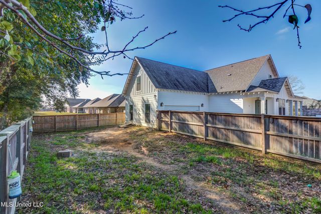 10510 E Landon Green Circle, Gulfport, MS 39503