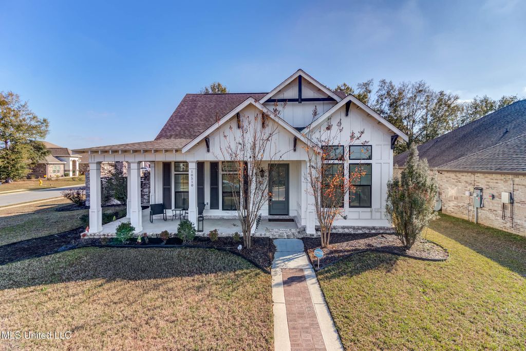10510 E Landon Green Circle, Gulfport, MS 39503