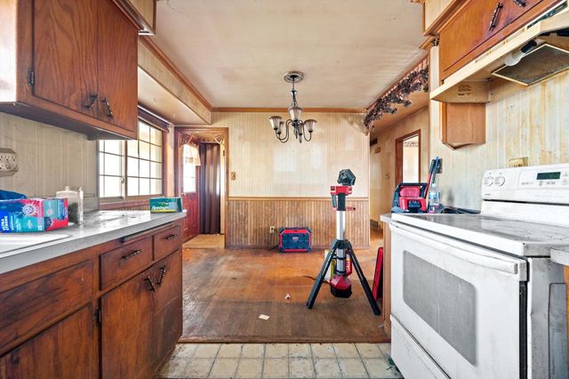 N88W14926 Jefferson AVENUE, Menomonee Falls, WI 53051