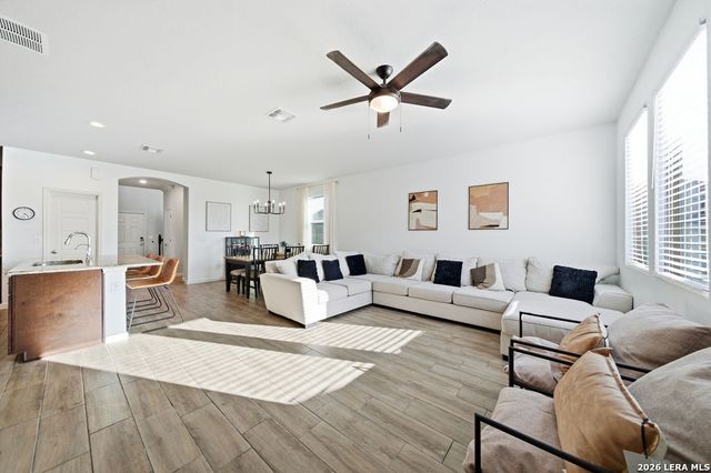 298 Whitetail Pass, San Antonio, TX 78253