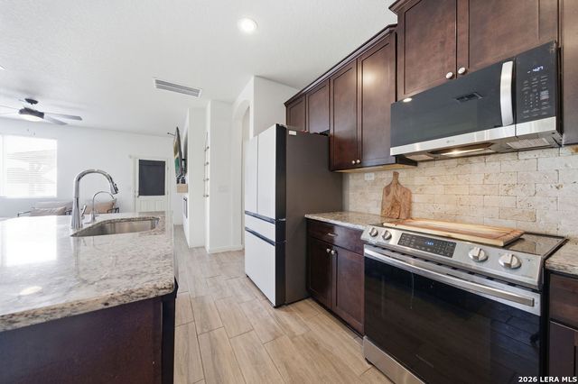 298 Whitetail Pass, San Antonio, TX 78253