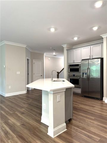 1468 Edgebrook Court NE, Atlanta, GA 30329