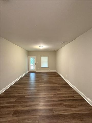 1468 Edgebrook Court NE, Atlanta, GA 30329
