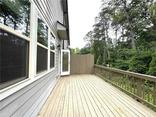1468 Edgebrook Court NE, Atlanta, GA 30329