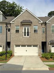 1468 Edgebrook Court NE, Atlanta, GA 30329