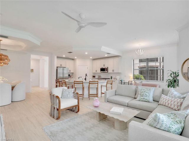 16356 Viansa WAY 101, Naples, FL 34110