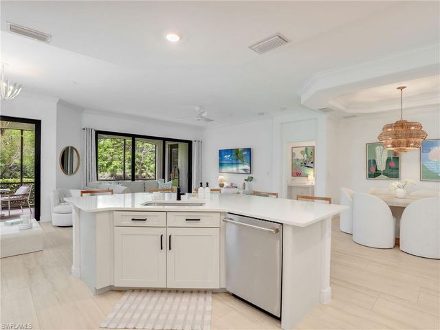 16356 Viansa WAY 101, Naples, FL 34110