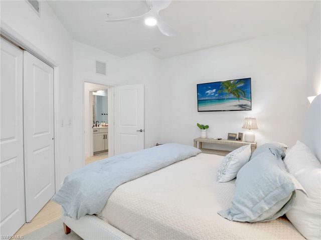 16356 Viansa WAY 101, Naples, FL 34110